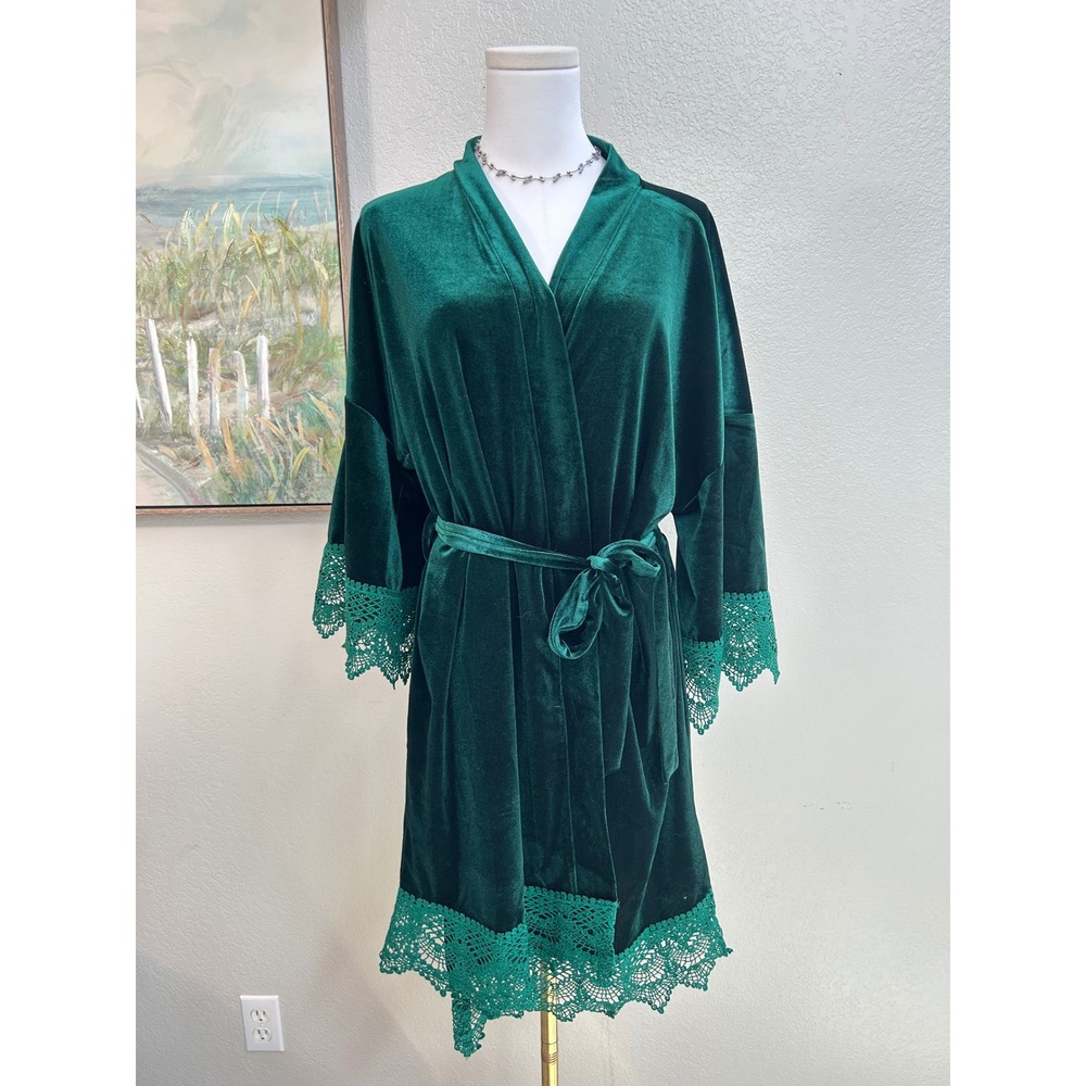 Ella Winston Emerald Green Velvet Lace Trim Kimono Robe One Size